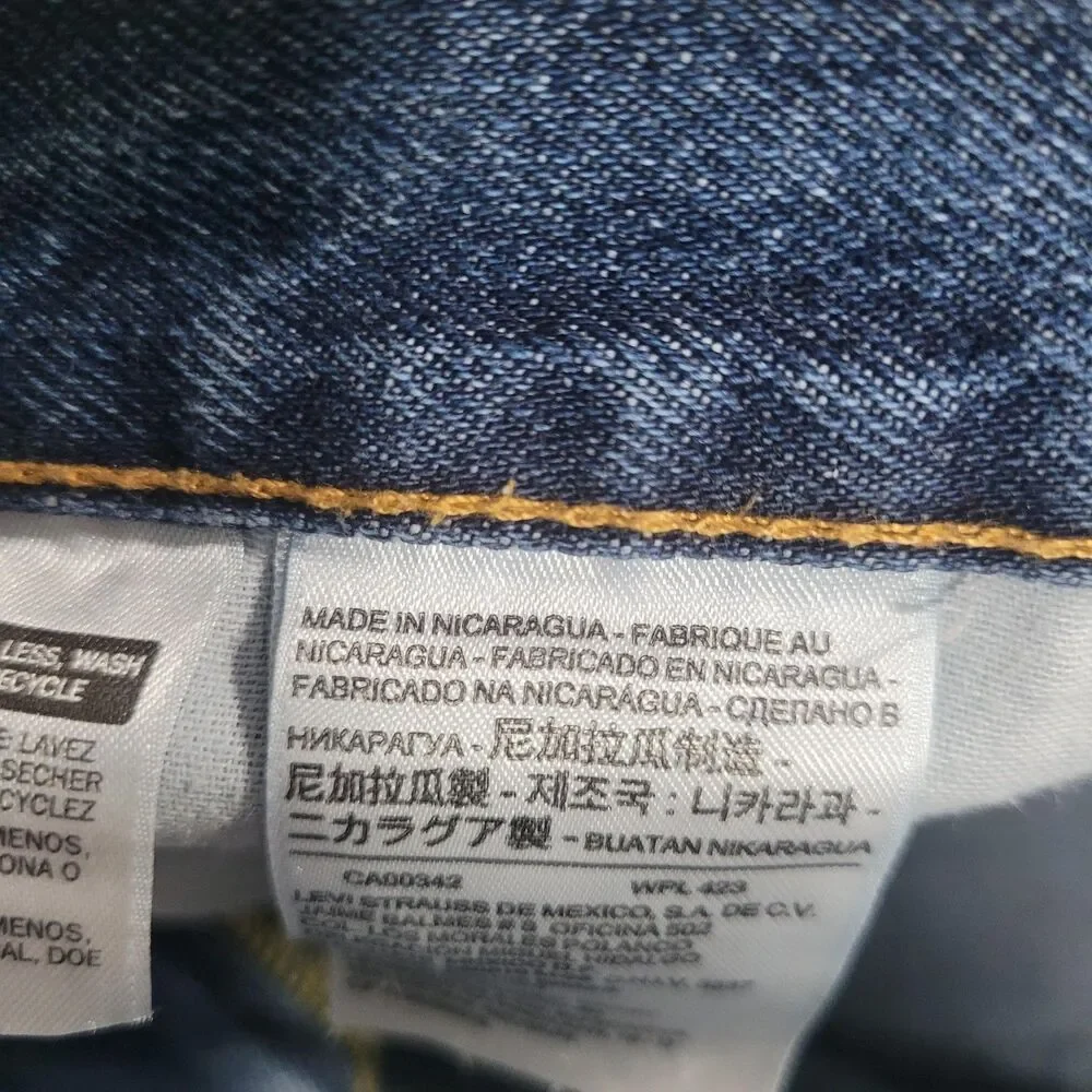 Levi's 550 Jeans Mens 46x32 Blue Med Wash Relaxed Tapered Zip Fly Denim Cotton